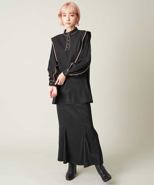 A de a.v.v（アードアー・ヴェ・ヴェ）の「配色パイピングハイネックブラウス（シャツ/ブラウス・レディース・ブラック/ベージュ・38/36）」の6枚目の写真