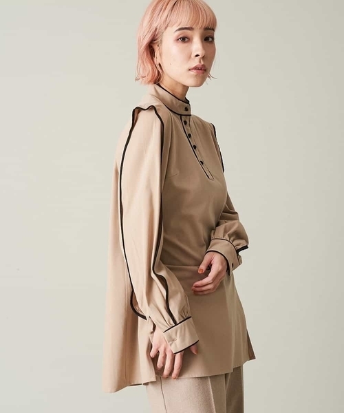 A de a.v.v（アードアー・ヴェ・ヴェ）の「配色パイピングハイネックブラウス（シャツ/ブラウス・レディース・ブラック/ベージュ・38/36）」の9枚目の写真