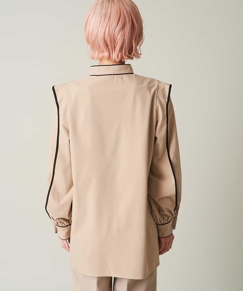 A de a.v.v（アードアー・ヴェ・ヴェ）の「配色パイピングハイネックブラウス（シャツ/ブラウス・レディース・ブラック/ベージュ・38/36）」の12枚目の写真