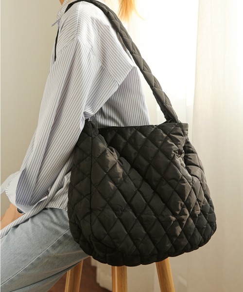 TABI PAL（タビパル）の「【TABI PAL】キルティング　トートバッグ（トートバッグ・レディース・アイボリー/ブラック・FREE）」の5枚目の写真