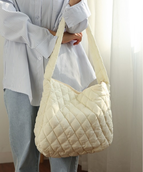 TABI PAL（タビパル）の「【TABI PAL】キルティング　トートバッグ（トートバッグ・レディース・アイボリー/ブラック・FREE）」の10枚目の写真