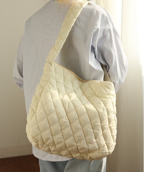TABI PAL（タビパル）の「【TABI PAL】キルティング　トートバッグ（トートバッグ・レディース・アイボリー/ブラック・FREE）」の11枚目の写真