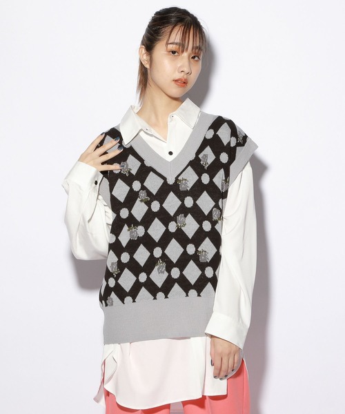 PBLIM（ページボーイリム）の「【PAGEBOYLIM】フラワーVネックベスト（ベスト・レディース・ブラック/グリーン・MEDIUM/LARGE）」の22枚目の写真