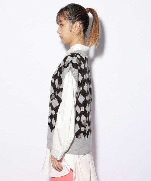 PBLIM（ページボーイリム）の「【PAGEBOYLIM】フラワーVネックベスト（ベスト・レディース・ブラック/グリーン・MEDIUM/LARGE）」の15枚目の写真