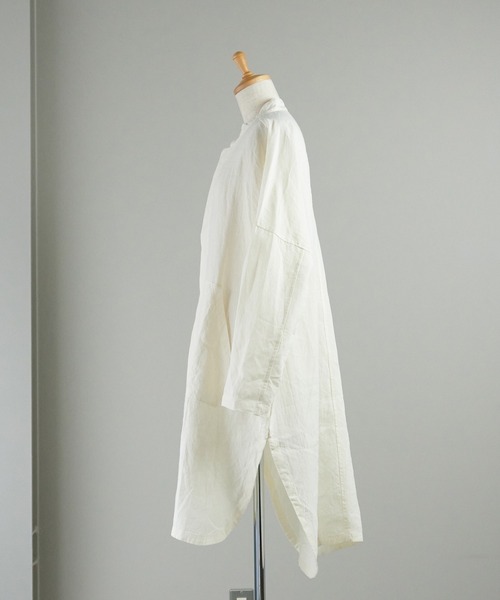 note et silence （ノートエシロンス）の「【 AMB100貨 】UNIV スタンドカラーポンチョジャケット（テーラードジャケット・レディース・ホワイト・SMALL/X-LARGE）」の3枚目の写真