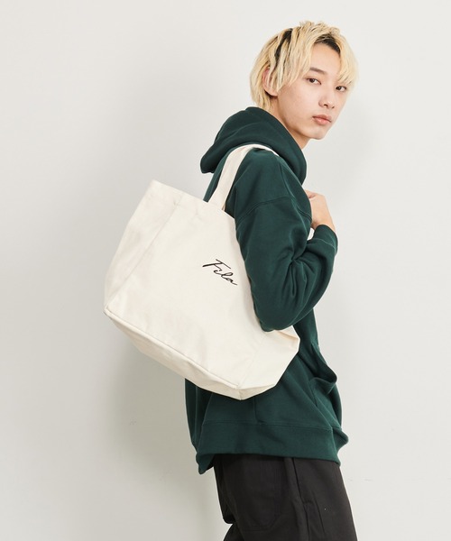 FILA（フィラ）の「【FILA/フィラ】筆記体ロゴ刺繍 キャンバス トートバッグ ショルダーバッグ 大容量 25L（トートバッグ・レディース・ブラック/ベージュ/オフホワイト/オリーブ・FREE）」の18枚目の写真