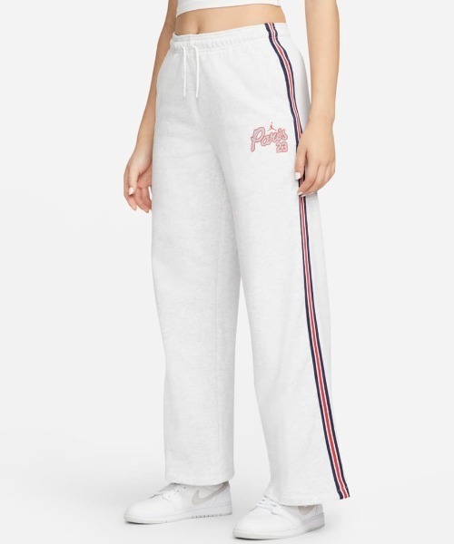JORDAN BRAND(ジョーダンブランド)の「NIKE WMNS JORDAN PSG FLEECE PANTS DM4984-051(その他パンツ・レディース・ホワイト・MEDIUM/LARGE)」の1枚目の写真