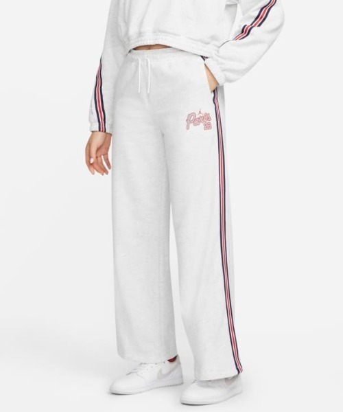 JORDAN BRAND(ジョーダンブランド)の「NIKE WMNS JORDAN PSG FLEECE PANTS DM4984-051(その他パンツ・レディース・ホワイト・MEDIUM/LARGE)」の2枚目の写真