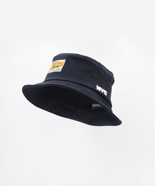 emesuelee（エメスーリー）の「ＮＹＣ ブルックリン ワッペン バケットハット（ハット・メンズ・ホワイト×ネイビー/ラベンダー/ネイビー/ネイビー系1・12cm/フリー）」の3枚目の写真