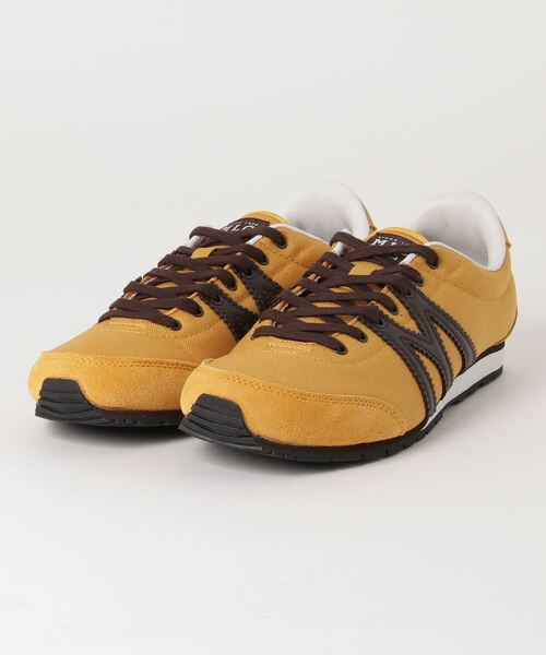 MIZUNO(ミズノ )の「ミズノ MLC-0C_ミズノ(スニーカー・メンズ・イエロー・25.0cm/27.0cm/27.5cm/25.5cm/26.5cm/26.0cm/28.0cm)」の1枚目の写真