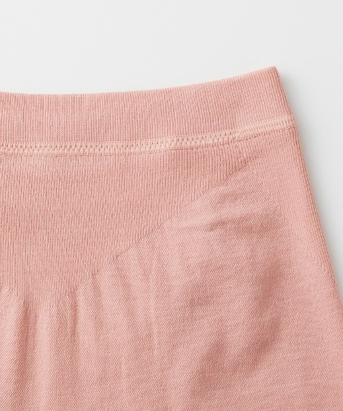 GUNZE（グンゼ）の「SELFEAR/セルフェア 吸水パッド対応 レギュラーショーツ 1分丈 綿混成型（ショーツ・レディース・ブラック/ローズ/ベージュ系その他/ブルー・LARGE/X-LARGE/MEDIUM）」の11枚目の写真