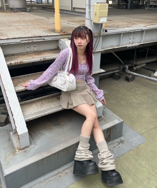 XU(エックスユー)の「【Never mind the XU】boots cut leg warmer / 【ネバーマインド ザ エックスユー】ブーツカットレッグウォーマー(レッグウォーマー・レディース・ブラック/アイボリー/グレー/ベージュ・ONE SIZE)」の22枚目の写真