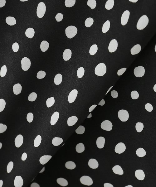 La TOTALITE（ラトータリテ）の「《追加》フリルギャザーブラウス（シャツ/ブラウス・レディース・ホワイト/ブラック/カーキ/ブラック系その他・FREE）」の17枚目の写真