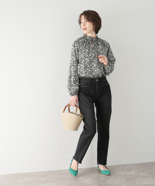 La TOTALITE（ラトータリテ）の「《追加》フリルギャザーブラウス（シャツ/ブラウス・レディース・ホワイト/ブラック/カーキ/ブラック系その他・FREE）」の12枚目の写真