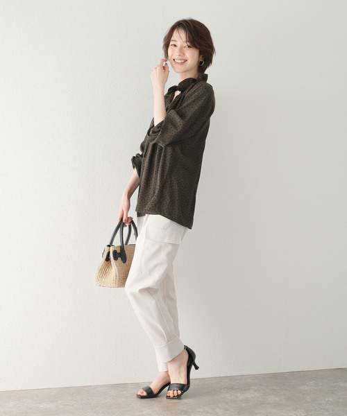 La TOTALITE（ラトータリテ）の「《追加》フリルギャザーブラウス（シャツ/ブラウス・レディース・ホワイト/ブラック/カーキ/ブラック系その他・FREE）」の5枚目の写真