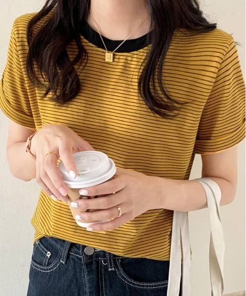 AMELY(エミリー)の「クルーネック細ボーダーTシャツ(Tシャツ/カットソー・レディース・イエロー/ブラック/グリーン・M/L)」の6枚目の写真