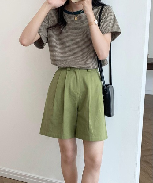 AMELY(エミリー)の「クルーネック細ボーダーTシャツ(Tシャツ/カットソー・レディース・イエロー/ブラック/グリーン・M/L)」の8枚目の写真