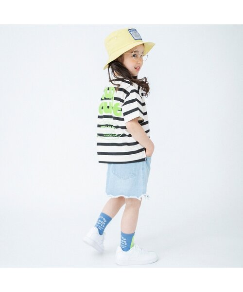 BREEZE(ブリーズ)の「WEB限定 バックプリントロゴTシャツ(Tシャツ/カットソー・キッズ・レッド/キナリ/ブラック/ベージュ/ブルー/オレンジ・90/140/100/80/130/120/110)」の11枚目の写真