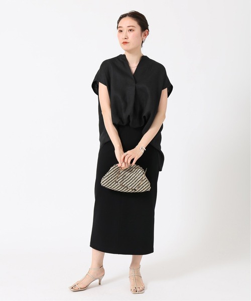 IENA（イエナ）の「リネンノースリーブスキッパーシャツ（シャツ/ブラウス・レディース・ブラック/ナチュラル/ブルー系その他・FREE）」の4枚目の写真