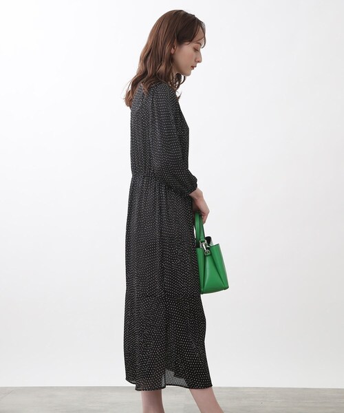 INDIVI（インディヴィ）の「◆【洗える/2WAY/インポート】ドット柄フィット＆フレア ワンピース（ワンピース・レディース・ホワイト系その他/ブラック系/ブルー系・38/03/15 /05/13）」の15枚目の写真