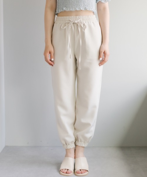 OLIVE des OLIVE（オリーブデオリーブ）の「スタイルアップジョガーパンツ（その他パンツ・レディース・ブラック/アイボリー・FREE）」の7枚目の写真