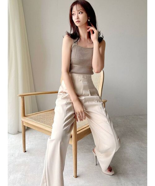 RESEXXY（リゼクシー）の「バッククロスニットタンク（タンクトップ・レディース・ブラック/ベージュ/レッド・FREE）」の14枚目の写真