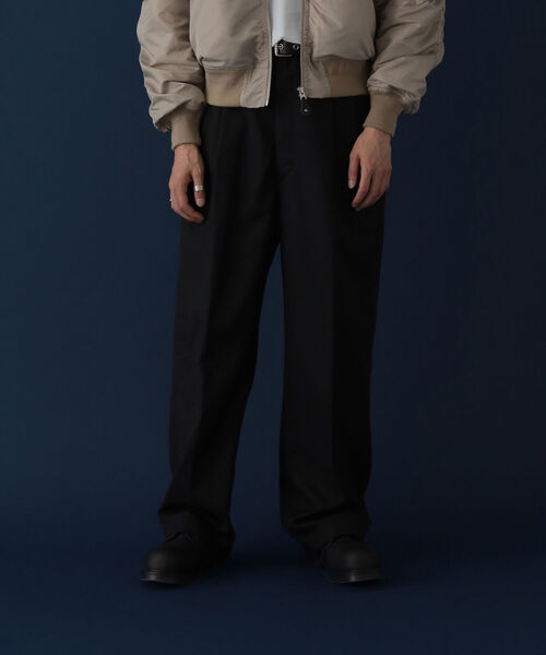 VAPORIZE（ヴェイパライズ）の「VAPORIZE / Tropical Wool 2Pleats Pants（スラックス・メンズ・ブラック・SMALL/MEDIUM/LARGE/X-LARGE）」の4枚目の写真