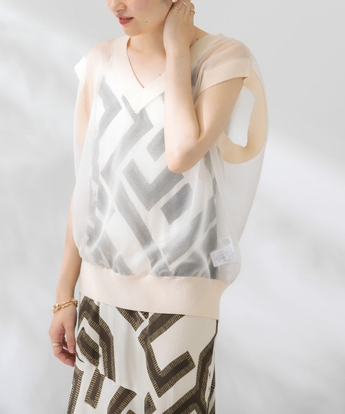 KBF（ケイビーエフ）の「シアーガラスニットベスト（ニット/セーター・レディース・ブルー/アイボリー/ライトピンク・ONE）」の5枚目の写真