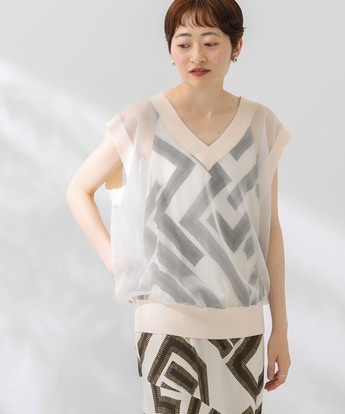 KBF（ケイビーエフ）の「シアーガラスニットベスト（ニット/セーター・レディース・ブルー/アイボリー/ライトピンク・ONE）」の7枚目の写真