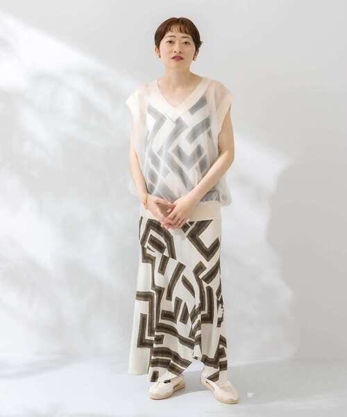 KBF（ケイビーエフ）の「シアーガラスニットベスト（ニット/セーター・レディース・ブルー/アイボリー/ライトピンク・ONE）」の8枚目の写真