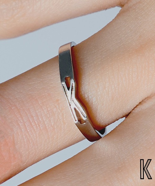 MAISON BREEZE（メゾンブリーズ）の「【MAISON BREEZE】日本製の確かな品質♪ シルバー925イニシャルリング アルファベットリング SILVER925  MADE IN JAPAN SGG（リング・レディース・A/M/R/S/Y/K・11/9）」の2枚目の写真