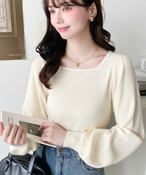 お値下げ！新品 ノーソーイングニット スクエアネックデザイントップ