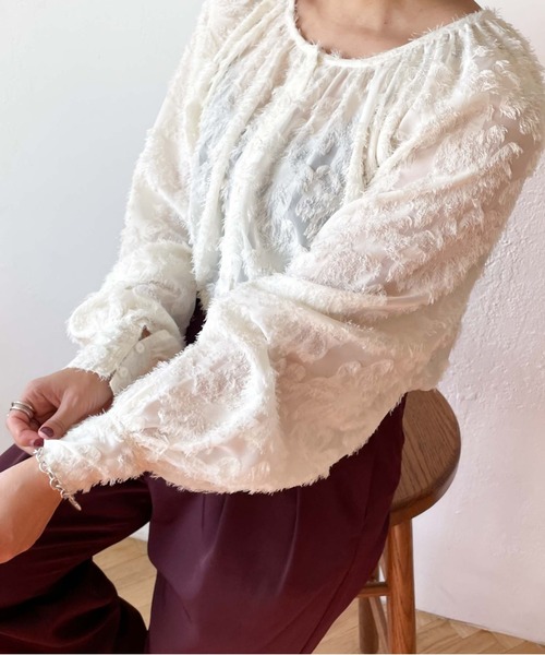 archives（アルシーヴ）の「フェザーフラワーボリュームギャザーブラウス（シャツ/ブラウス・レディース・アイボリー/ブルーグレー/ブラック・MEDIUM）」の19枚目の写真