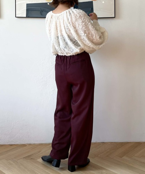 archives（アルシーヴ）の「フェザーフラワーボリュームギャザーブラウス（シャツ/ブラウス・レディース・アイボリー/ブルーグレー/ブラック・MEDIUM）」の4枚目の写真