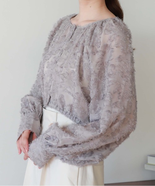 archives（アルシーヴ）の「フェザーフラワーボリュームギャザーブラウス（シャツ/ブラウス・レディース・アイボリー/ブルーグレー/ブラック・MEDIUM）」の21枚目の写真