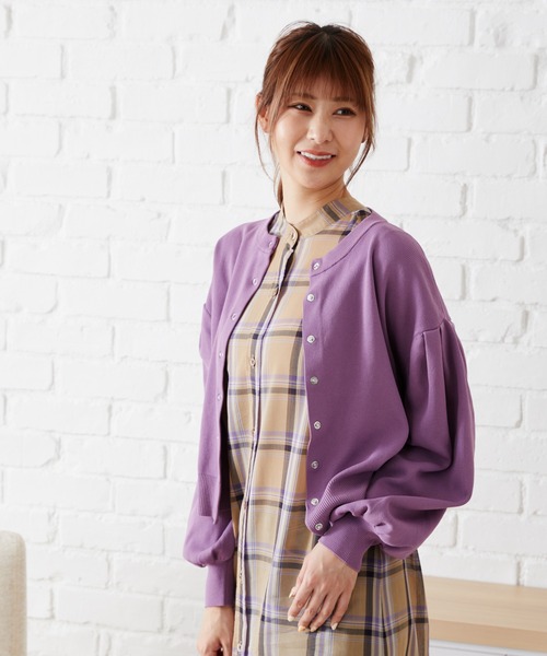 acro（アクロ）の「ドットボタンボリューム袖カーデ/AC1474（カーディガン/ボレロ・レディース・ベージュ/ブルー/オレンジ/パープル/ブラック・ﾌﾘ-）」の5枚目の写真