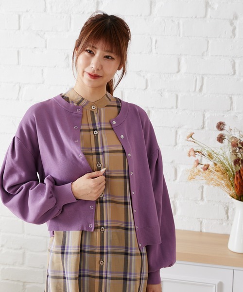 acro（アクロ）の「ドットボタンボリューム袖カーデ/AC1474（カーディガン/ボレロ・レディース・ベージュ/ブルー/オレンジ/パープル/ブラック・ﾌﾘ-）」の19枚目の写真