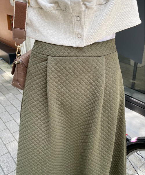 StyleSea(スタイルシー)の「キルトタックフレアスカート(スカート・レディース・ブラック/カーキ/アイボリー・FREE)」の16枚目の写真