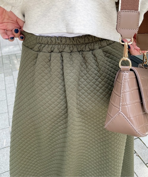 StyleSea(スタイルシー)の「キルトタックフレアスカート(スカート・レディース・ブラック/カーキ/アイボリー・FREE)」の17枚目の写真