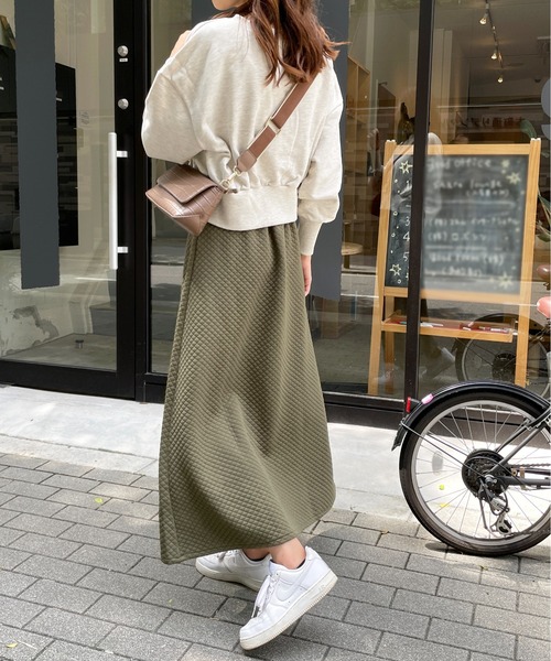 StyleSea(スタイルシー)の「キルトタックフレアスカート(スカート・レディース・ブラック/カーキ/アイボリー・FREE)」の12枚目の写真