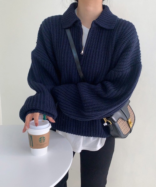 Dita Muaj.（ディータムアージュ）の「ドロップショルダーハーフジップボリュームニット（ニット/セーター・レディース・アイボリー/ネイビー/グレー・FREE）」の3枚目の写真