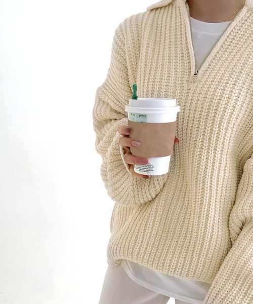 Dita Muaj.（ディータムアージュ）の「ドロップショルダーハーフジップボリュームニット（ニット/セーター・レディース・アイボリー/ネイビー/グレー・FREE）」の4枚目の写真