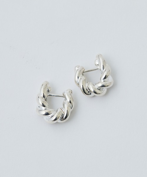Annika Inez☆Twine Hoops, Sml フープピアス スモール ANNIKA INEZ（アニカイネズ）の「【ANNIKA INEZ】ツイストフープ