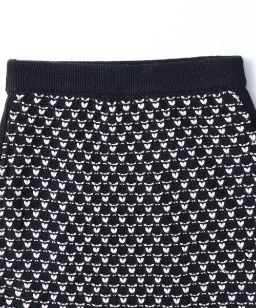 hunch（ハンチ）の「レトロ ジャガード柄 ニットロングスカート（スカート・レディース・グリーン/ブラック/ブルー・FREE）」の12枚目の写真