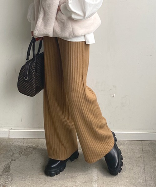 Futier land（フューティアランド）の「カラーワイドリブニットパンツ（その他パンツ・レディース・ホワイト/グリーン/ブラウン/グレイッシュベージュ・FREE）」の6枚目の写真
