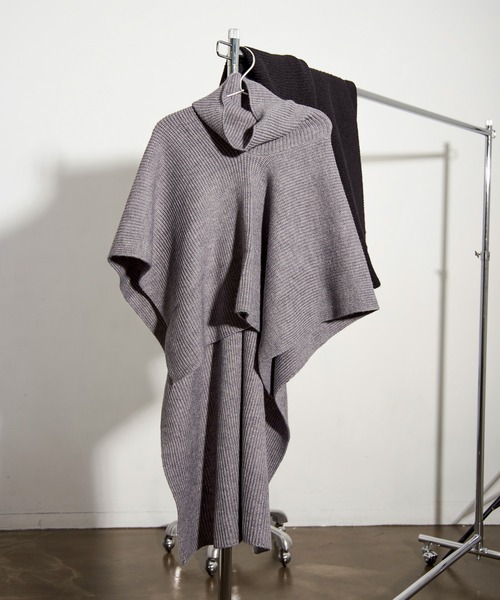 Y/lim（イリム）の「Y/lim ネックウォーマーケープベスト（ベスト・レディース・グレー/オフホワイト/ブラック・FREE）」の15枚目の写真