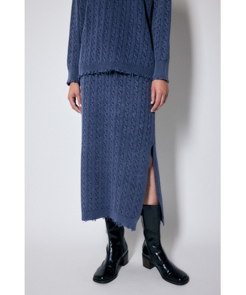 MOUSSY(マウジー)の「CABLE KNIT スカート(スカート・レディース・グリーン/イエロー/ネイビー・2/1)」の4枚目の写真