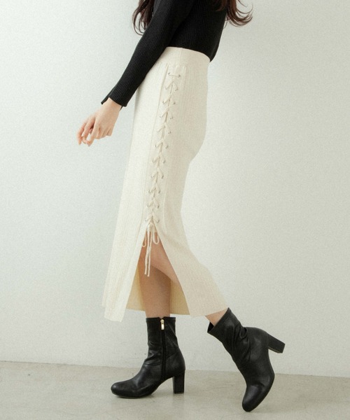 OLUPIC（オルピック）の「OLUPIC/【WEB限定】レースアップニットスカート（スカート・レディース・ベージュ/ブラック/アイボリー・FREE）」の2枚目の写真