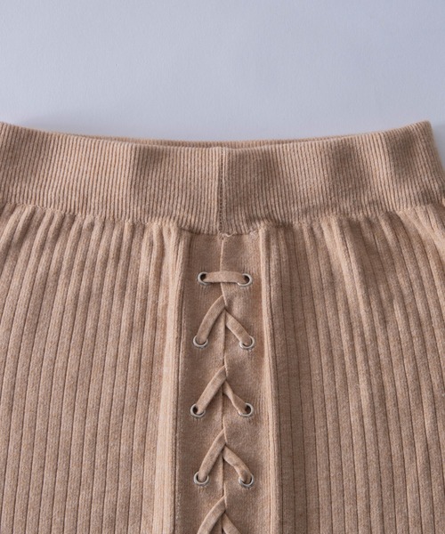 OLUPIC（オルピック）の「OLUPIC/【WEB限定】レースアップニットスカート（スカート・レディース・ベージュ/ブラック/アイボリー・FREE）」の16枚目の写真