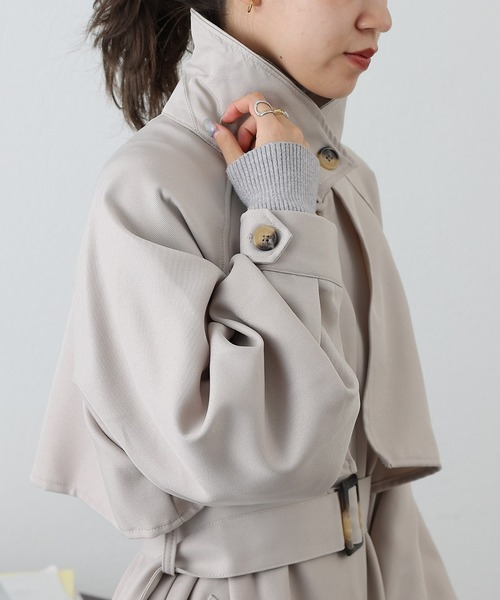 COLONY 2139(コロニートゥーワンスリーナイン)の「WEB・一部店舗限定 / 綾織り2WAYカラーボリュームコート(トレンチコート・レディース・ブラック/グレイッシュベージュ/ベージュ・FREE)」の4枚目の写真